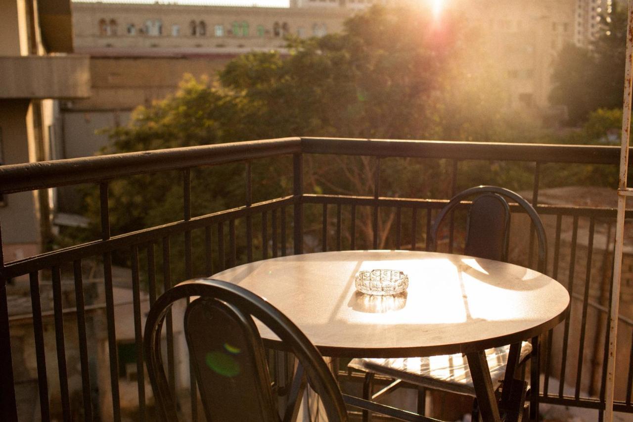 Land Of Fire Hostel Baku Bagian luar foto
