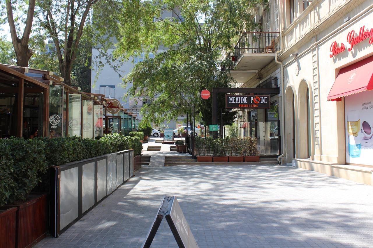 Land Of Fire Hostel Baku Bagian luar foto