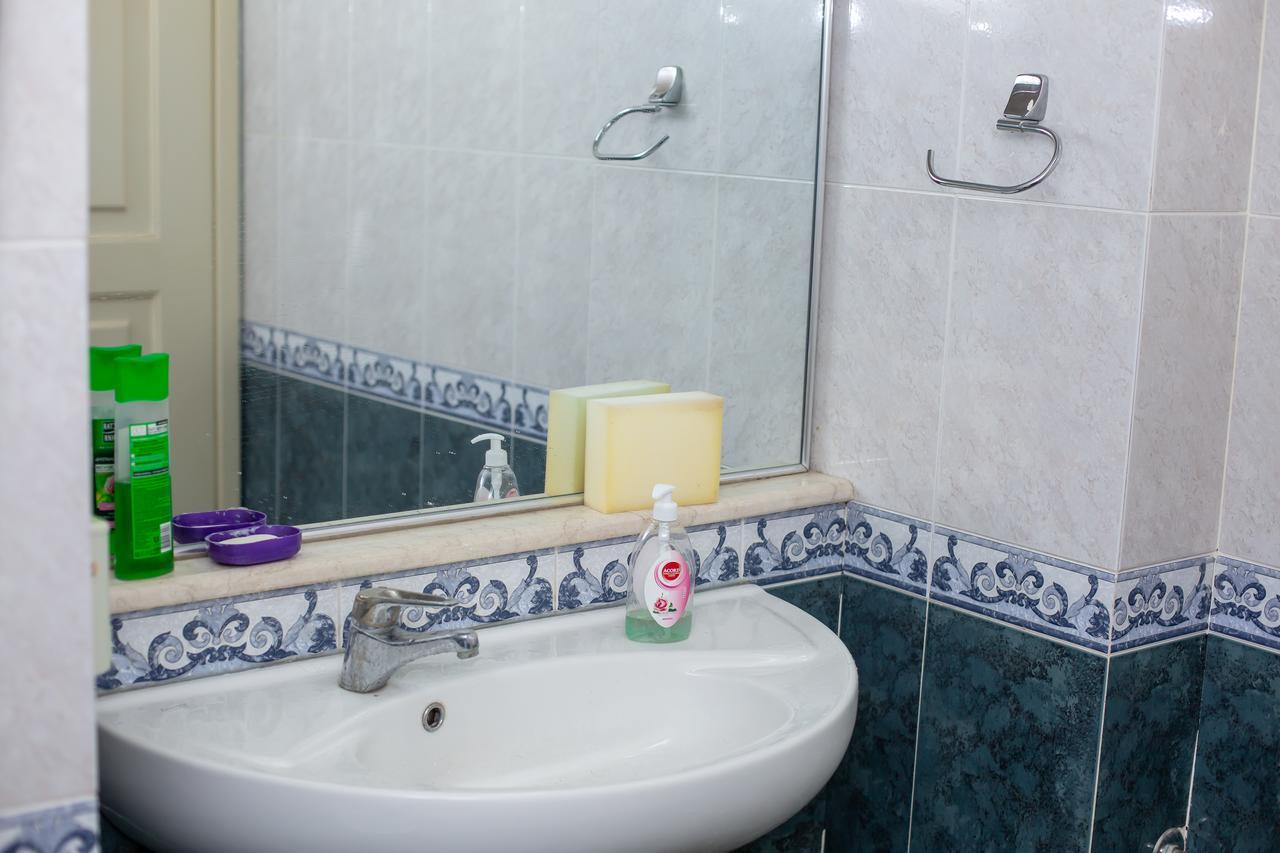Land Of Fire Hostel Baku Bagian luar foto